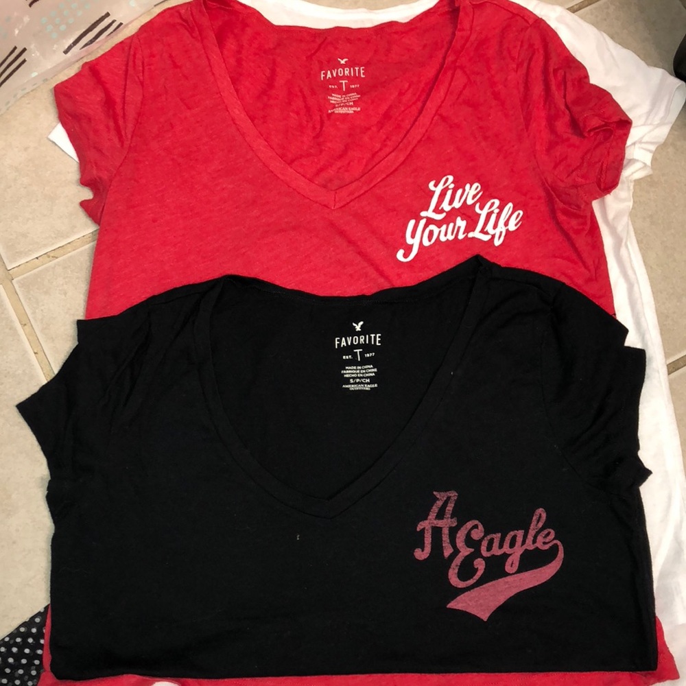 Tee shirts